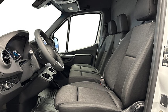 Mercedes-Benz eSprinter 312 10 of 15