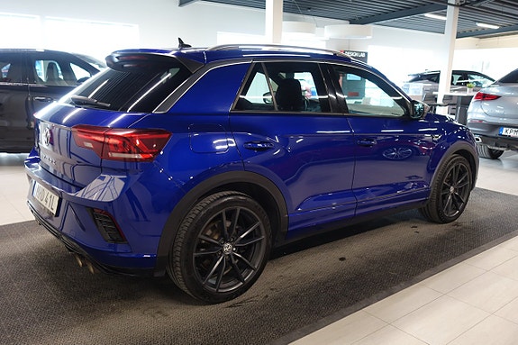 Volkswagen T-Roc 3 of 5