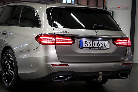 Mercedes-Benz E220 6 of 30