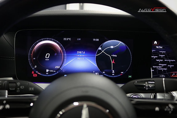 Mercedes-Benz E220 20 of 30
