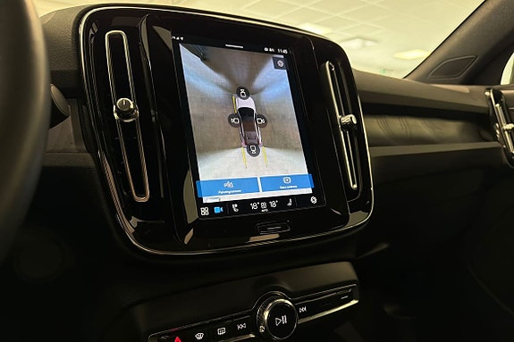Volvo C40 15 of 23