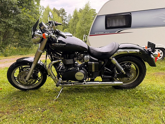 Triumph SPEEDMASTER 3 of 5