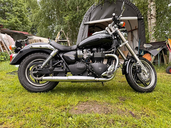 Triumph SPEEDMASTER 4 of 5