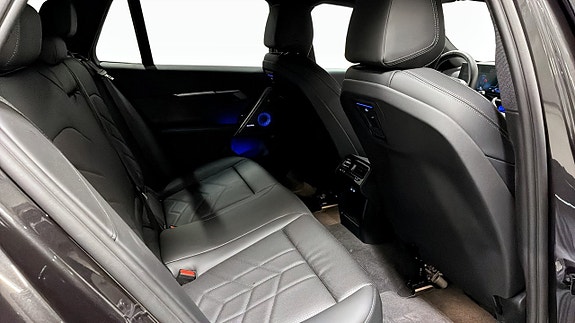 BMW 530e 5 of 5