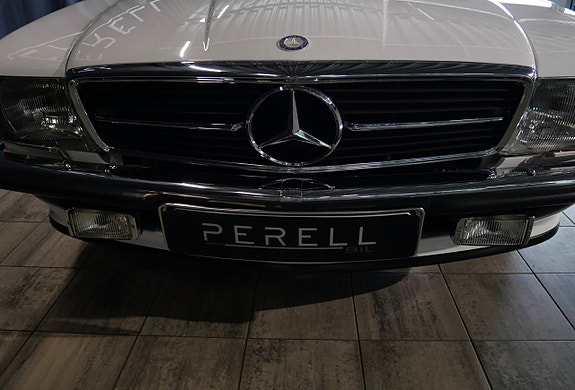 Mercedes-Benz 300 SL 17 of 19