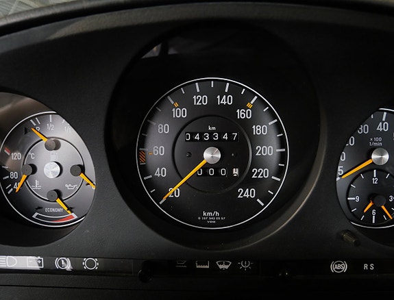 Mercedes-Benz 300 SL 11 of 19