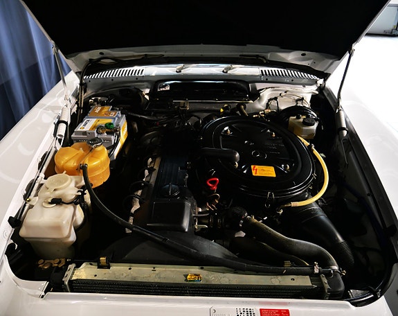 Mercedes-Benz 300 SL 18 of 19