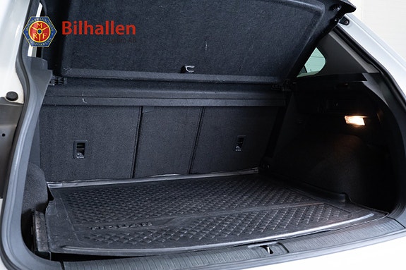 Volkswagen Tiguan 3 of 11