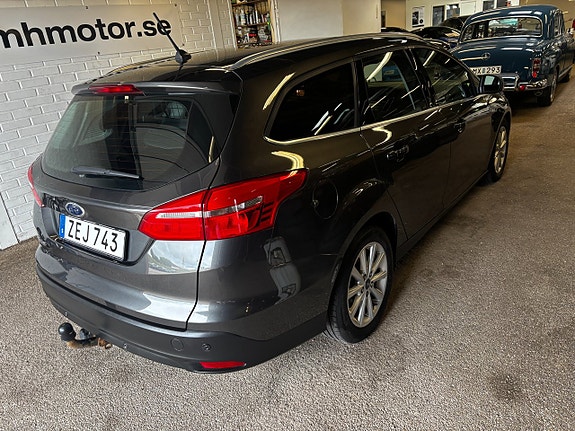 Ford Focus 3 of 5
