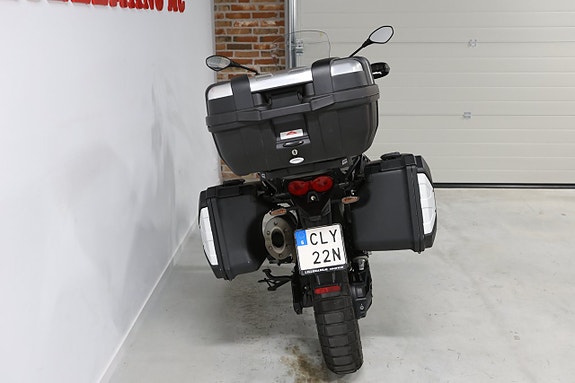 Moto Guzzi V 85 TT Travel 8 of 15