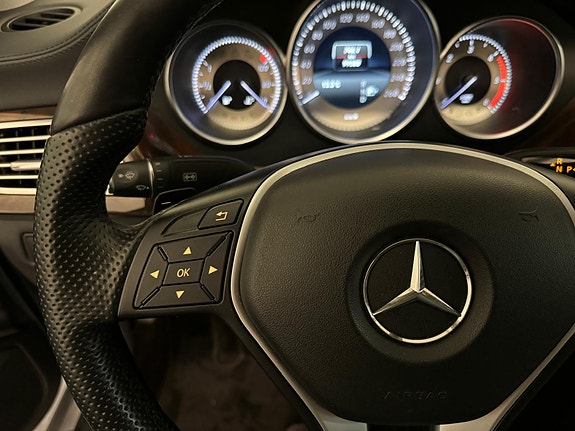 Mercedes-Benz CLS350 11 of 17