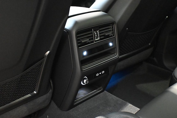 Porsche Cayenne 24 of 24