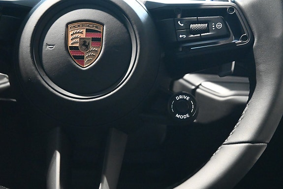 Porsche Cayenne 19 of 24
