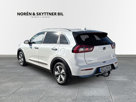 Kia Niro 2 of 10