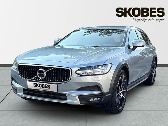 Volvo V90 Cross Country 3 of 23