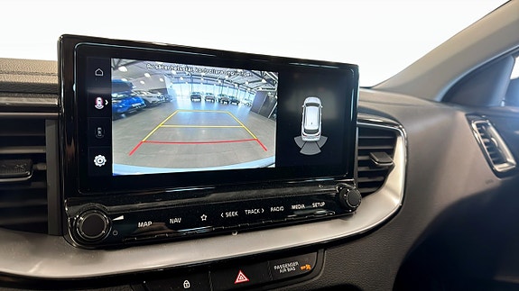 Kia Ceed 17 of 17
