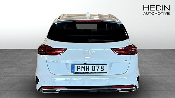 Kia Ceed 4 of 5