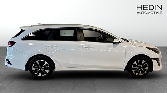 Kia Ceed 6 of 17