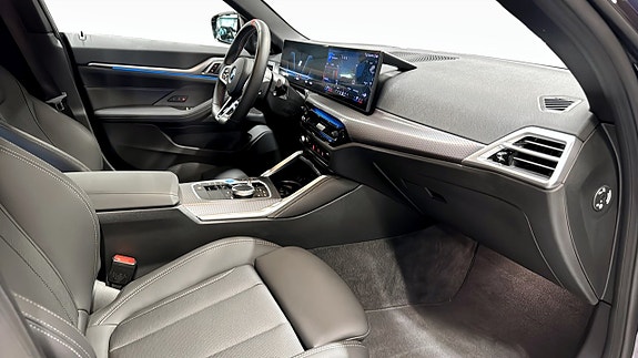BMW i4 3 of 5