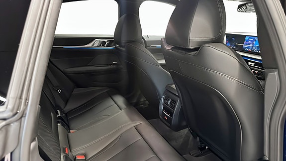 BMW i4 5 of 5