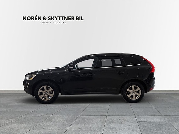 Volvo XC60 7 of 10