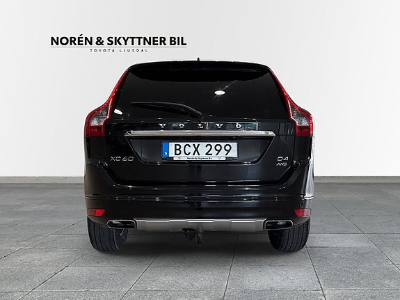 Volvo XC60 5 of 10