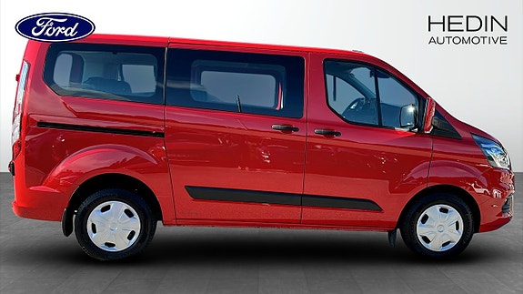Ford Custom Tourneo 6 of 12