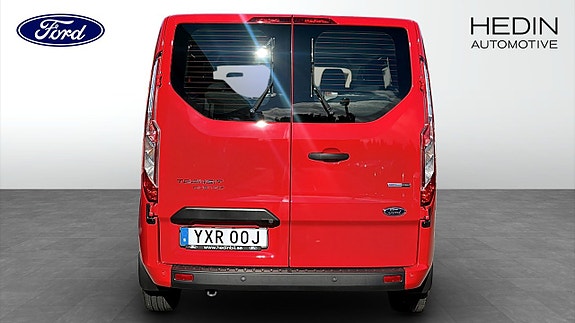 Ford Custom Tourneo 7 of 12