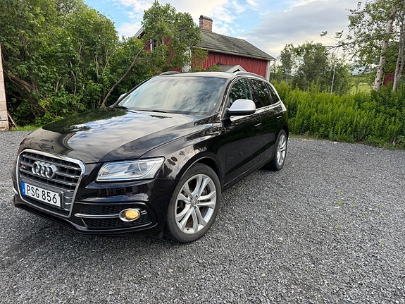 Audi SQ5 3 of 5