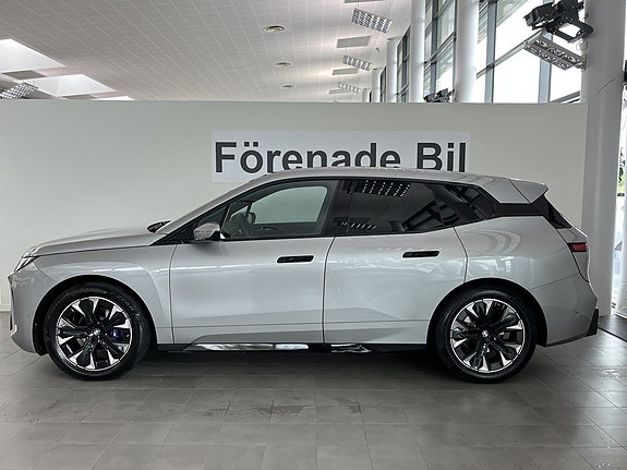 BMW iX 3 of 5