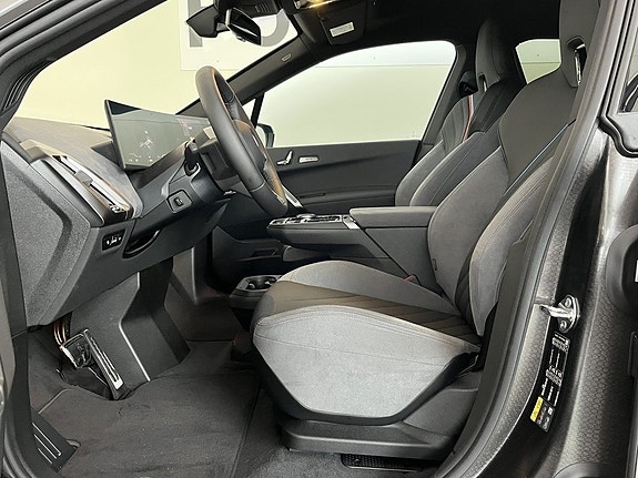 BMW iX 5 of 5