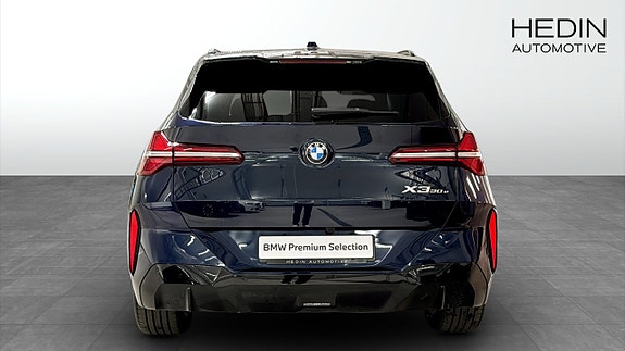 BMW X3 7 of 9