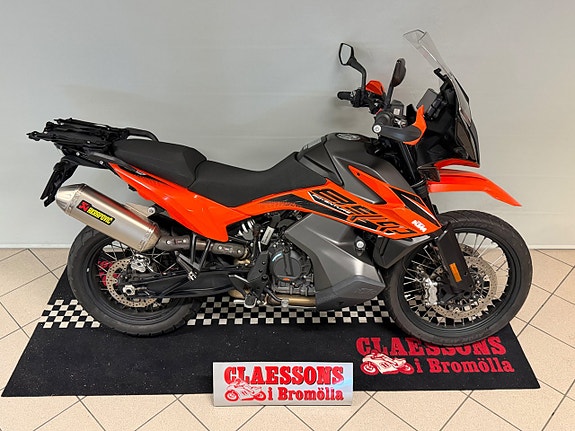 KTM 890 Adventure 9 of 9