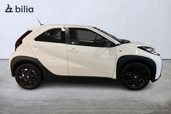 Toyota Aygo X 16 of 19