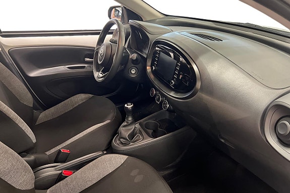 Toyota Aygo X 6 of 19
