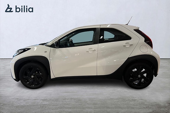 Toyota Aygo X 3 of 5