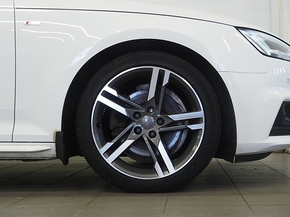 Audi A4 8 of 22