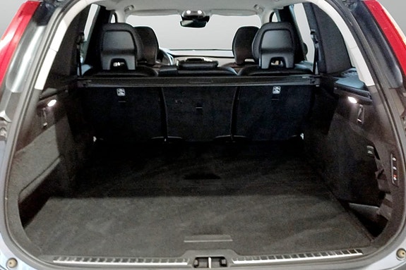 Volvo XC90 9 of 11