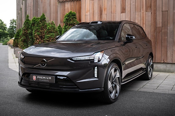 Volvo EX90 5 of 5