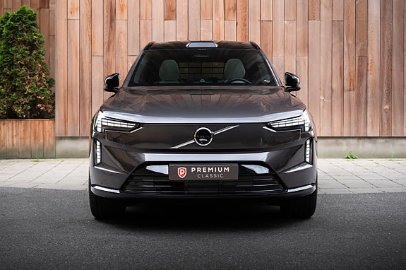 Volvo EX90 4 of 5