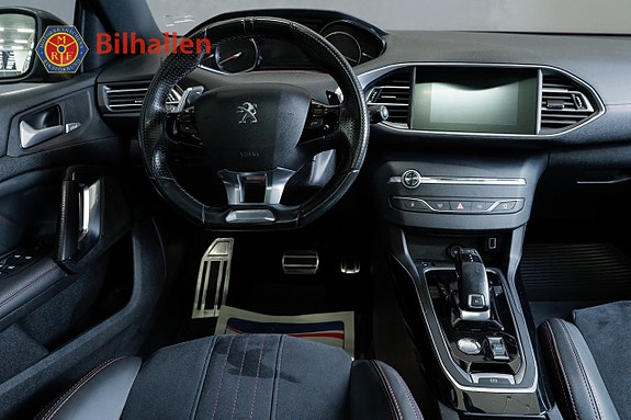 Peugeot 308 9 of 16