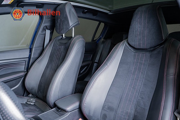 Peugeot 308 3 of 5