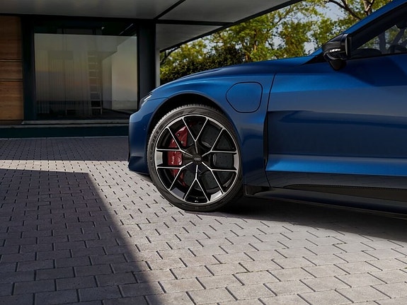 Audi e-tron GT 9 of 9