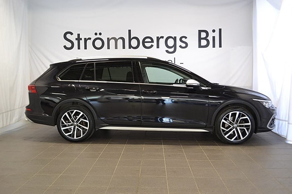 Volkswagen Golf Alltrack 2 of 5