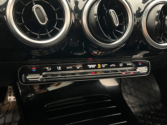 Mercedes-Benz A180 20 of 29