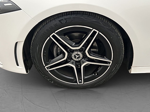 Mercedes-Benz A180 28 of 29