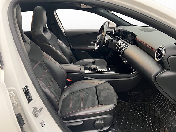 Mercedes-Benz A180 22 of 29