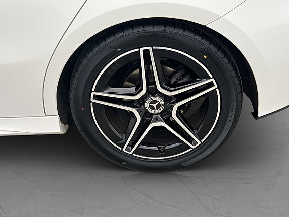 Mercedes-Benz A180 29 of 29