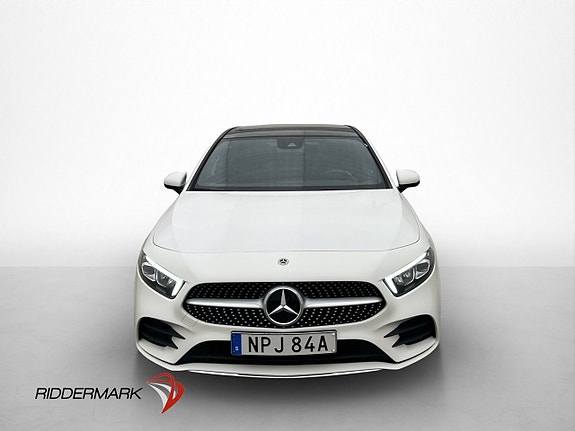 Mercedes-Benz A180 2 of 29