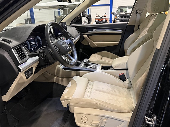 Audi Q5 8 of 25